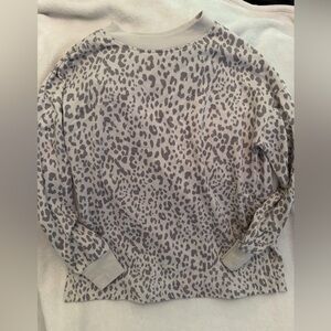 GAP Gray Leopard Sweatshirt